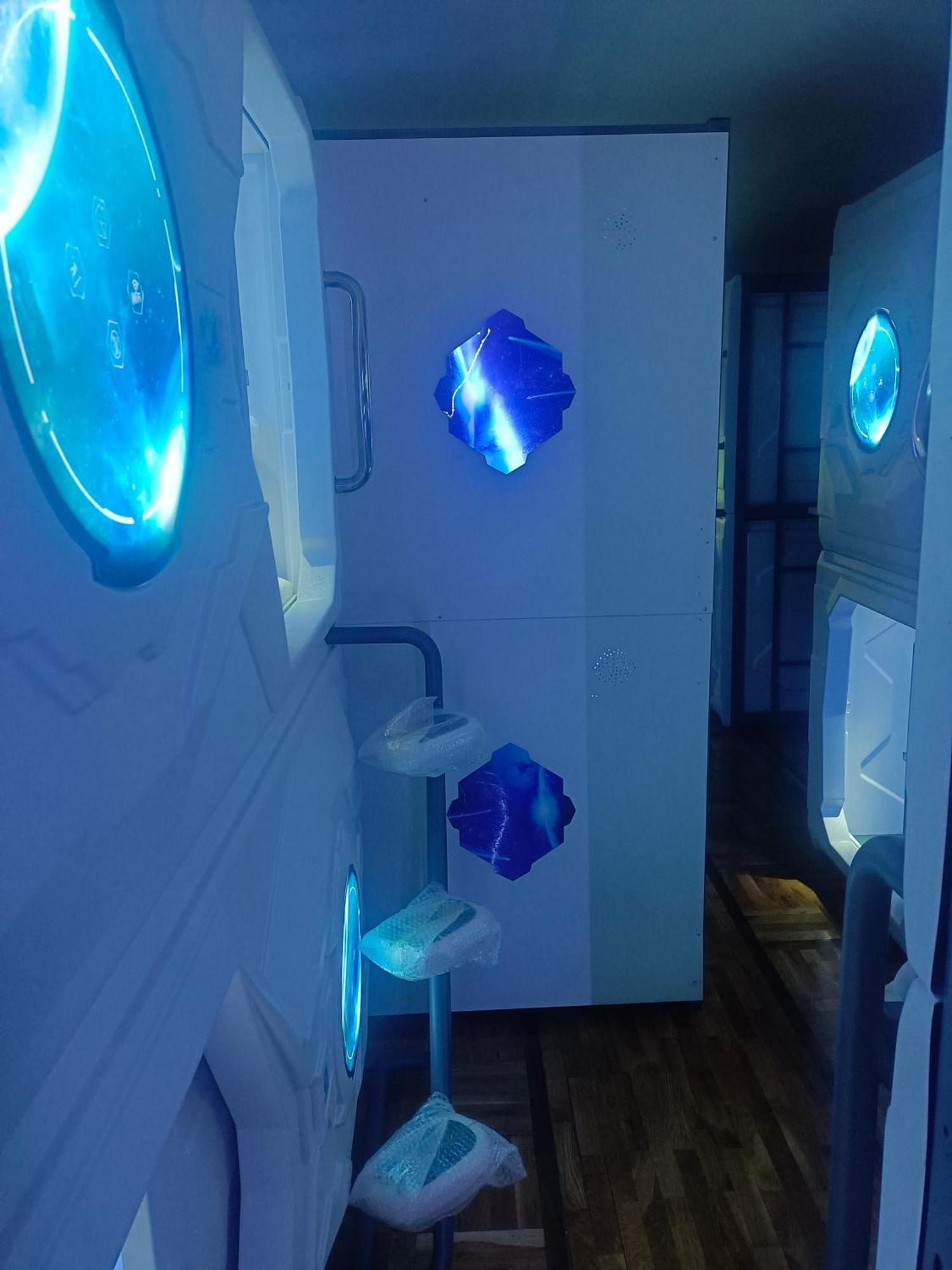 Panda Victor Space Capsule Hostel-Neo Nomad Belgrado Exterior foto